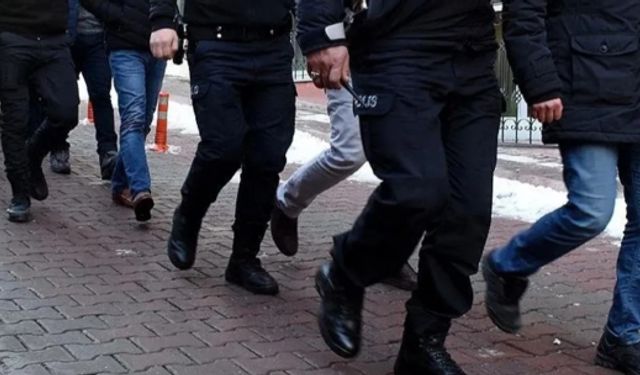 İstanbul'da izinsiz gösterilere müdahale! Çok sayıda kişi gözaltına alındı