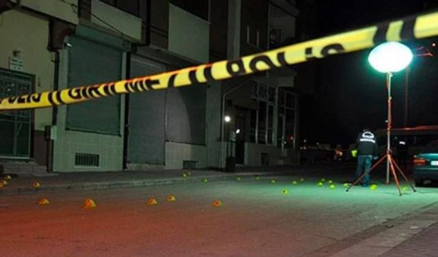 Yer Ankara: Trafik tartışmasında karı koca kurşunların hedefi oldu