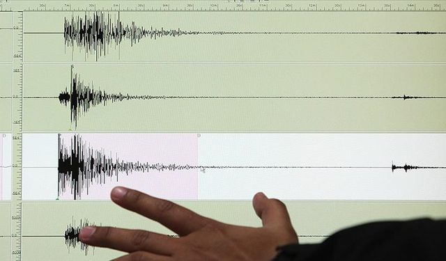 Japonya'nın kuzeydoğusunda 5,5 büyüklüğünde deprem.