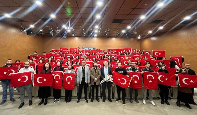 Mehmet Akif Darıca Millet Kütüphanesi’nde anıldı