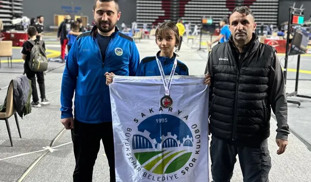 Yıldız taekwondocu Sakarya’nın gururu oldu