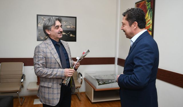 Belediye Başkanı Kasap, sağlık çalışanlarının 14 Mart Tıp Bayramı'nı kutladı