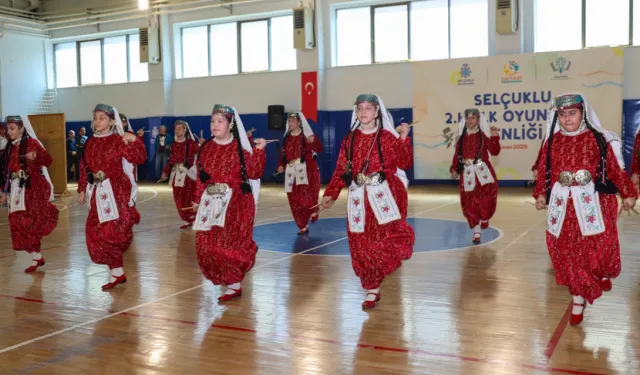 Konya Selçuklu’da 2. halk oyunları şenliği tamamlandı