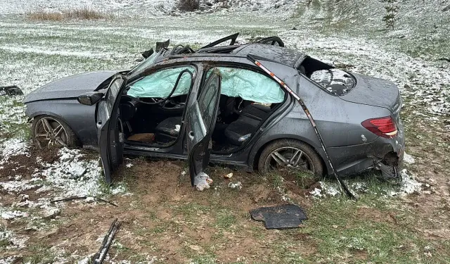 Aydın’dan Ağrı’ya yola çıkan aileden feci kaza!