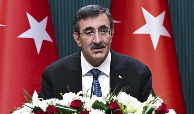 Cumhurbaşkanı Yardımcısı Yılmaz: İhracatçılarımızın yanında olmaya devam edeceğiz