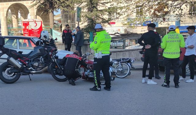 Emniyet motosikletler üzerinde denetimi artırdı