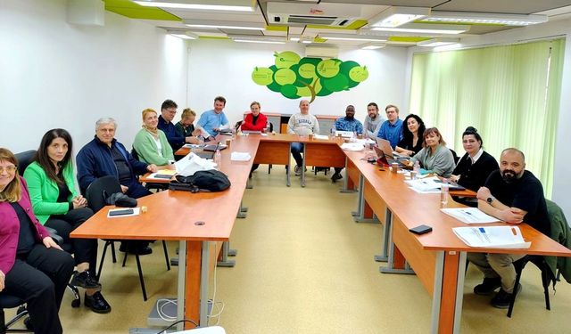 EntreAction Erasmus+ Projesi Yayılım–Tanıtım Toplantısı Veliko Tarnovo’da gerçekleştirildi