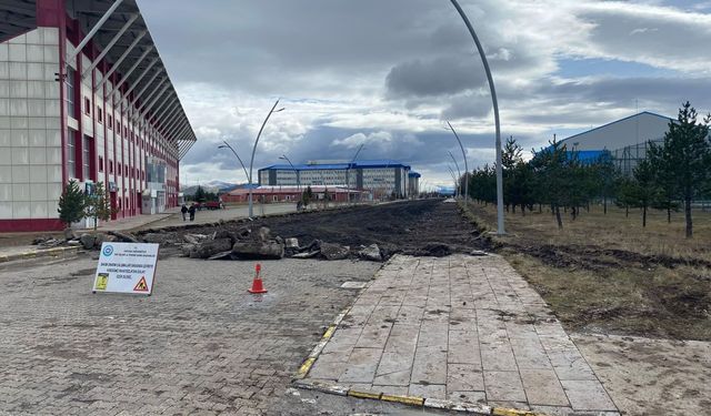 Kars Kafkas Üniversitesi’nde altyapı çalışmalarına başlandı