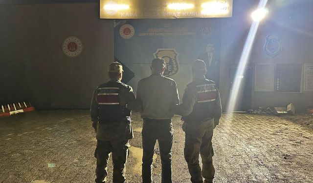Kars'ta bir şahsın makatına sakladığı yasaklı madde doğal yollarla ele geçirildi