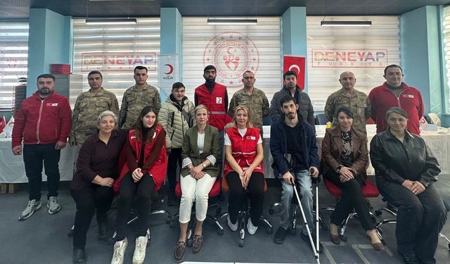 Kars’ta Kızılay ‘Engelsiz Yaşam Kültürü’ eğitimi gerçekleştirdi
