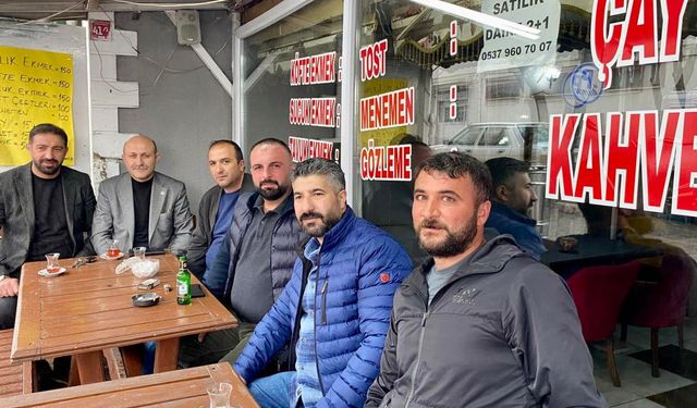 Kars’ta Nisan Yağmuru Üşüttü, Çay Keyfi Isıttı