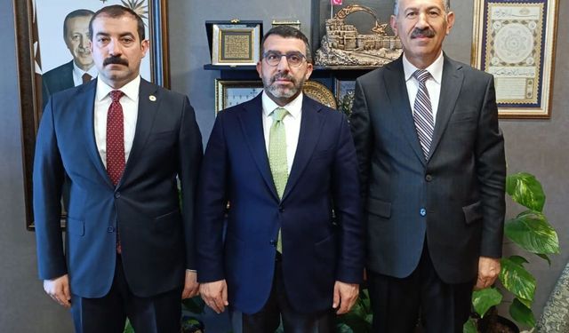 Kaymakam Akköz ve Belediye Başkanı Elma'dan, Kars Milletvekili Çalkın'a ziyaret...