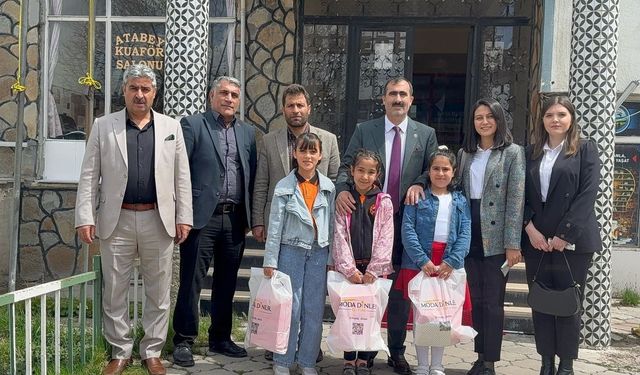 Öğrenciler, Taşıçay Belediyesi Başkanı Budak’ı ziyaret etti