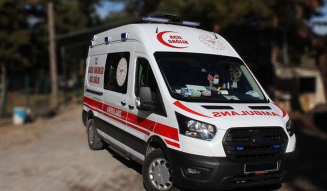 Sivas'ta 13 öğrenci zehirlenme şüphesiyle hastaneye kaldırıldı