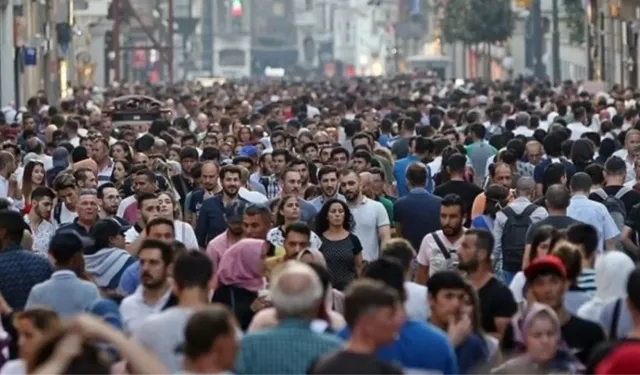 TÜİK: Ücretli çalışan sayısı yüzde 1,1 yükseldi