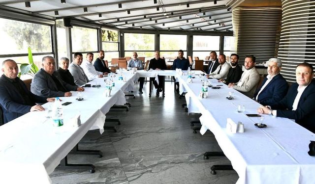 AK Partili Gider’den İlçe Başkanlarına net mesaj: Görev emanettir