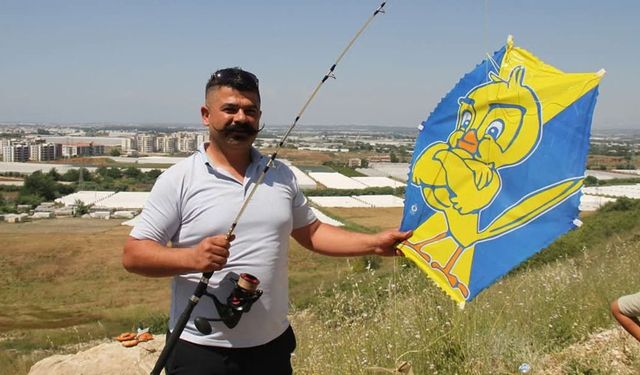 Antalya’da olta ile uçurtma uçurdu, görenler hayran kaldı