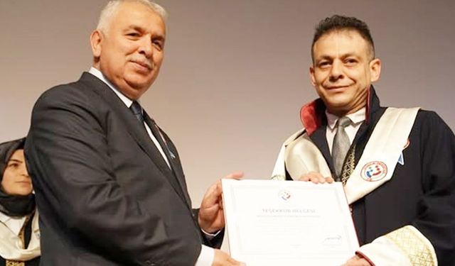Beşikdüzü Meslek Yüksek Okulu ödüle layık görüldü