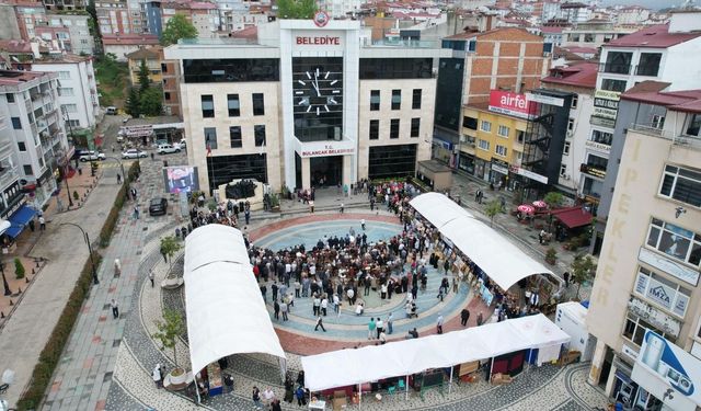 Bulancak'ta Cumhuriyet Meydanı, etkinlik merkezi oldu