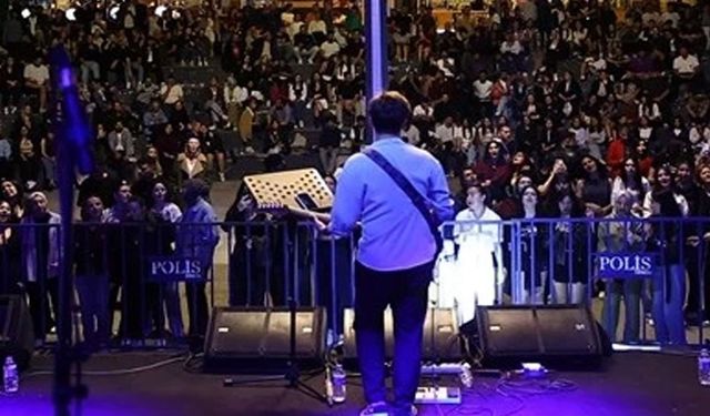 Denizli’de Gençlik Konserleri ile bayram coşkusu