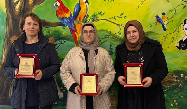 Emekliye ayrılan usta öğreticilere veda töreni düzenlendi
