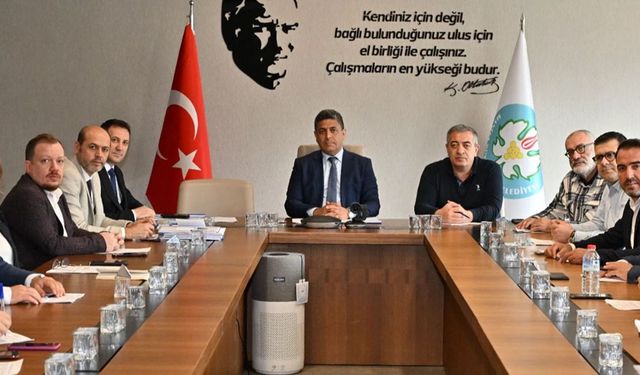 Manisa'da yeni encümen üyeleriyle ilk toplantı yapıldı