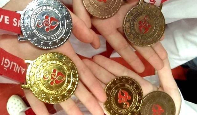 Ordulu minikler 4 sporcu ile Avrupa’da