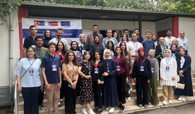 RTÜK öncülüğünde gençler siber zorbalığa karşı Batman’da buluştu