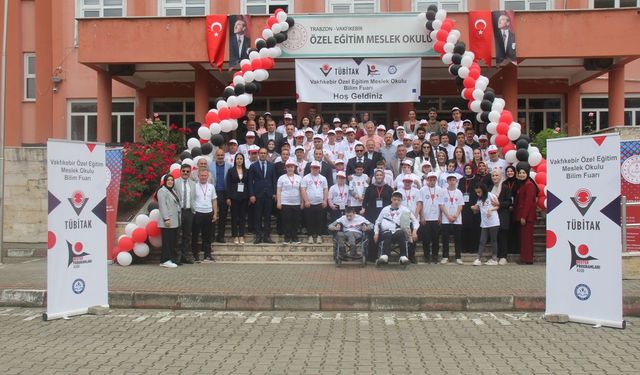 Trabzon'da özel öğrencilerden TÜBİTAK Bilim Fuarı