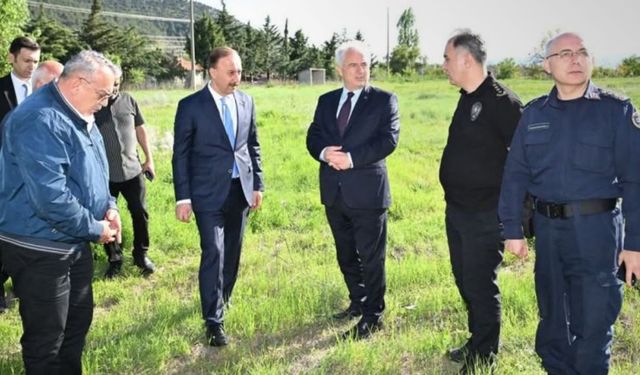 Vali Erin Gül çiftçilerle bir araya geldi