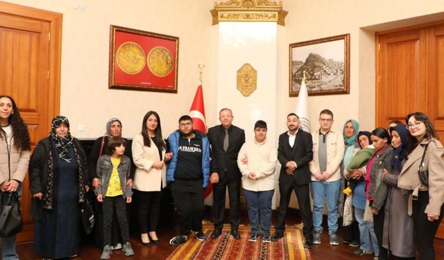 Vali Ziya Polat’tan Engelliler Haftası'nda anlamlı kabul