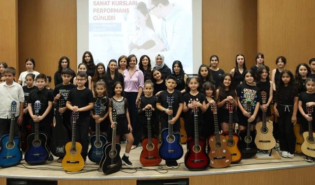 İzmir Karabağlar’da sanat dolu günler devam ediyor