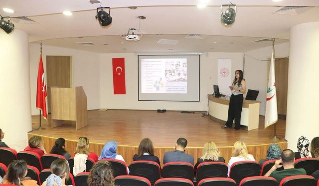 Kars Harakani Devlet Hastanesi’nde el hijyeni eğitimi düzenlendi