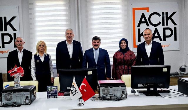 Kars Vali Yardımcısı Muhammed Enes Çıkrık, veda ziyaretlerine başladı