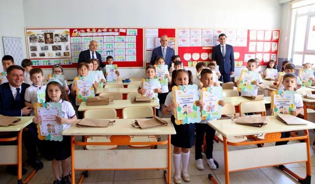 Ordu  Belediye Başkanı Güler, öğrencileri yalnız bırakmadı