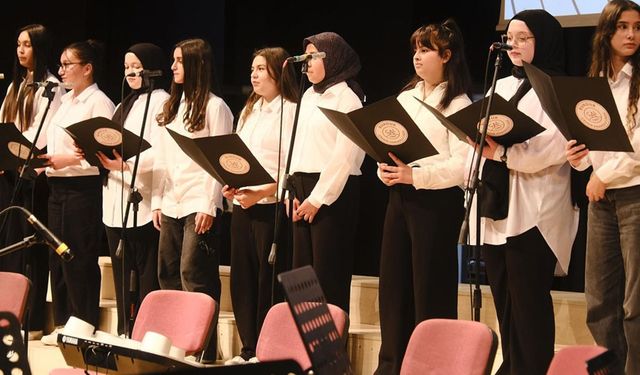 Seslerle yarına: Genç korolar Burdur’da buluştu