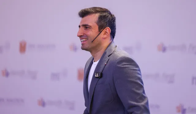 Bayraktar'dan siyasi partilere NeXT Sosyal daveti