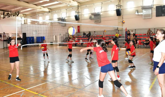 İzmir Çiğli’de 7’den 70’e yaz boyu spor coşkusu