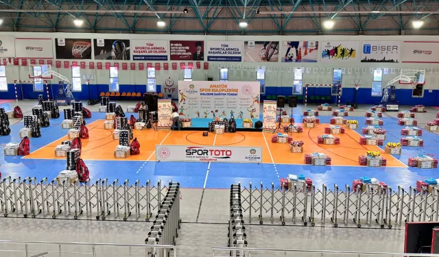 Malatya'da amatör spora malzeme desteği
