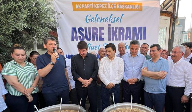 AK Parti Antalya’da sahada tam kadro: Vatandaştan tam not