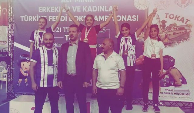 Alt minik boksörlerimizden Türkiye Şampiyonasında gurur veren başarı!