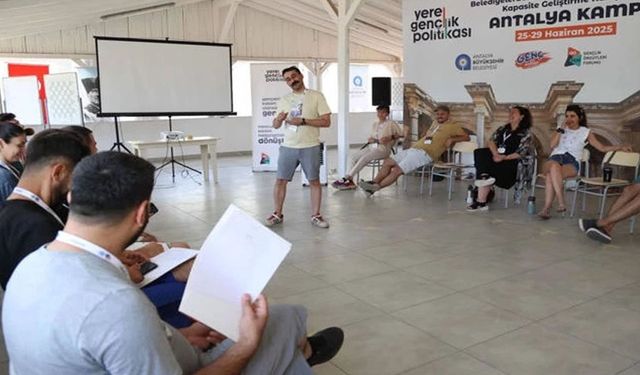 Antalya'da belediyeler arası gençlik buluşması
