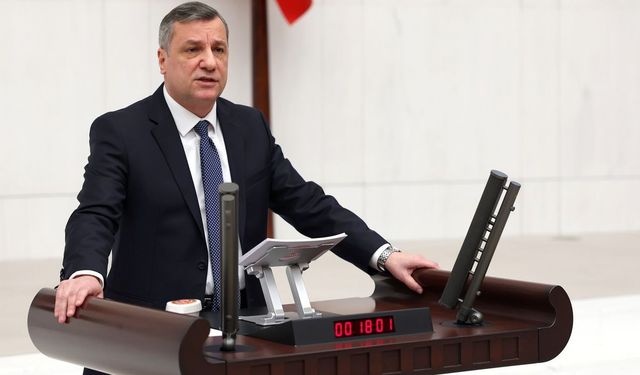 CHP'li Özgür Ceylan, MEB’in kontenjan kararını meclise taşıyor