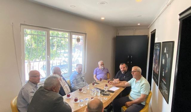 Demokrat Parti Düzce Teşkilatı’ndan Analiz Medya’ya nezaket ziyareti