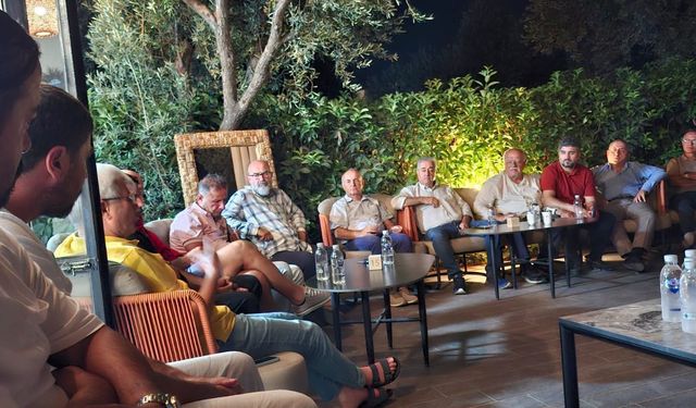 Dostlar Bodrum’da bir araya geldi: Gecenin sürprizleri vardı