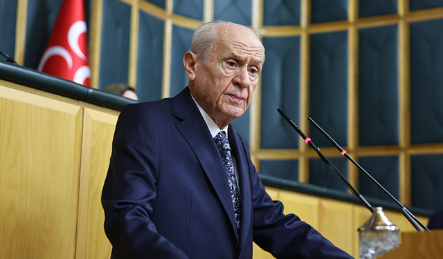 Hayırdır Özgür Bey, darbe mi düşünüyorsun