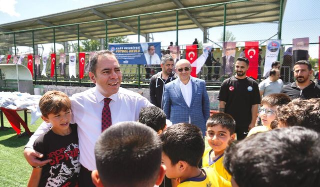 Kars Belediyesi Futbol Okulu açıldı!