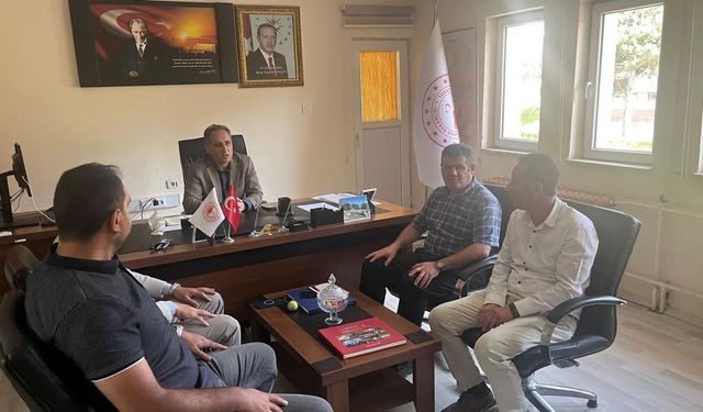 Kars Tarım ve Orman İl Müdürü Enver Aydın, Sarıkamış İlçe Tarım ve Orman Müdürlüğünü ziyaret etti