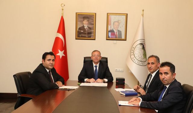 Kars Valisi Ziya Polat, Hayvanları Koruma Kanunu toplantısına katıldı