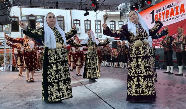 Sıcak havalara rağmen Beypazarı’nda turizm hareketliliği sürüyor